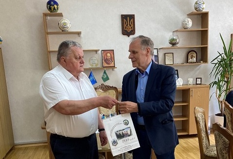Робочий візит академіка